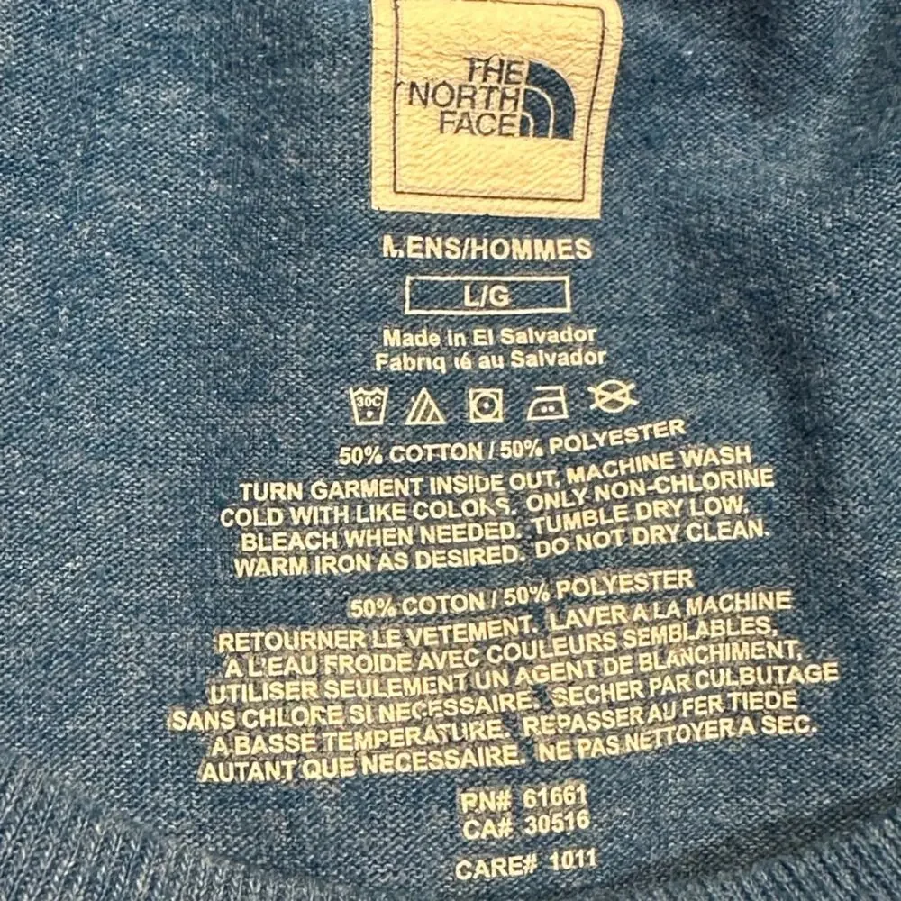 The North Face grab blue